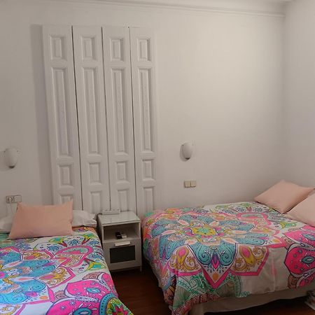 Hostal Casa Chueca Madrid Exterior foto
